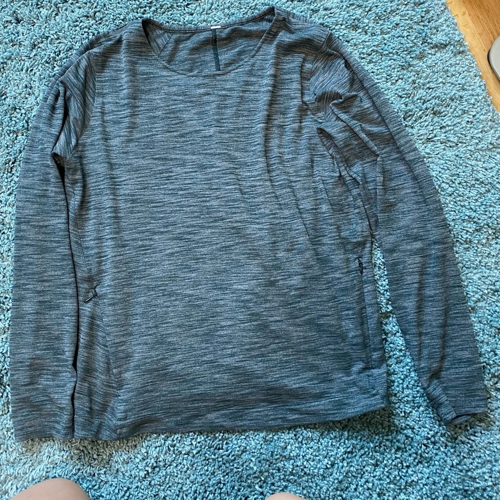 Lululemon long sleeve /sweatshirt